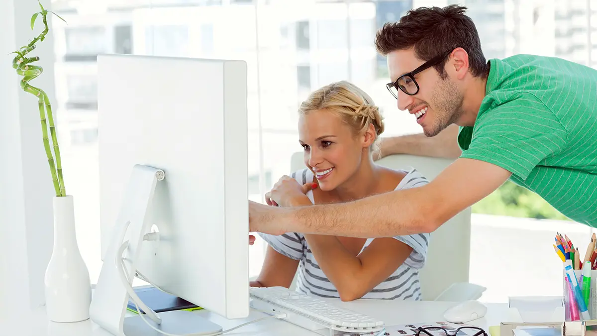 Schema Markup: ghid complet de implementare pentru rezultate îmbogățite